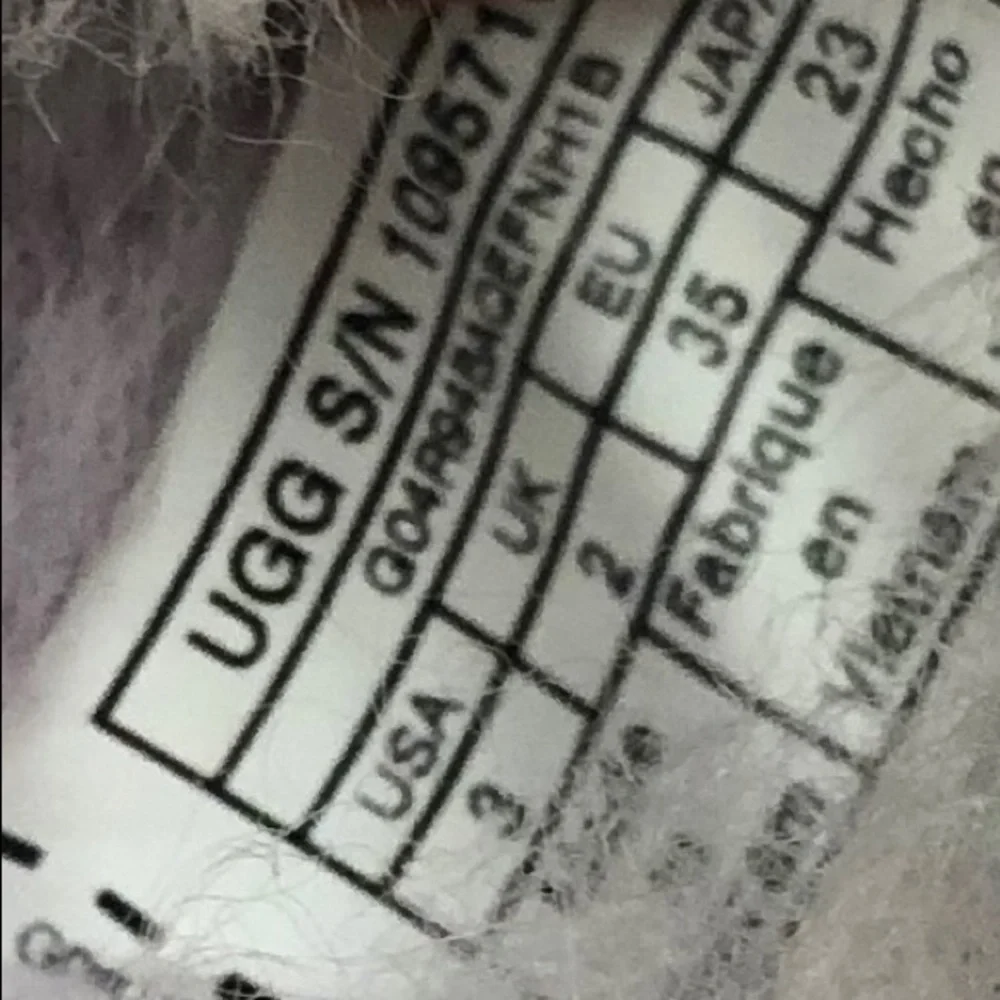 Ugg maizey Classic II silver purple sparkle boots